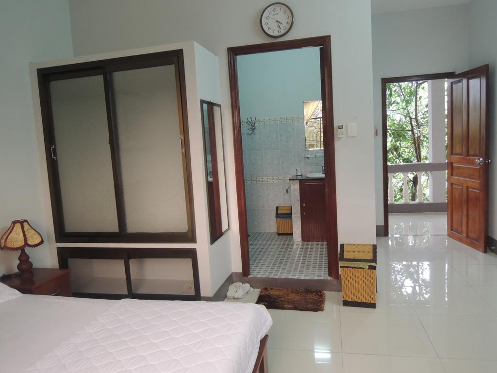Sao Mai Hotel Cái Bè Quarto foto
